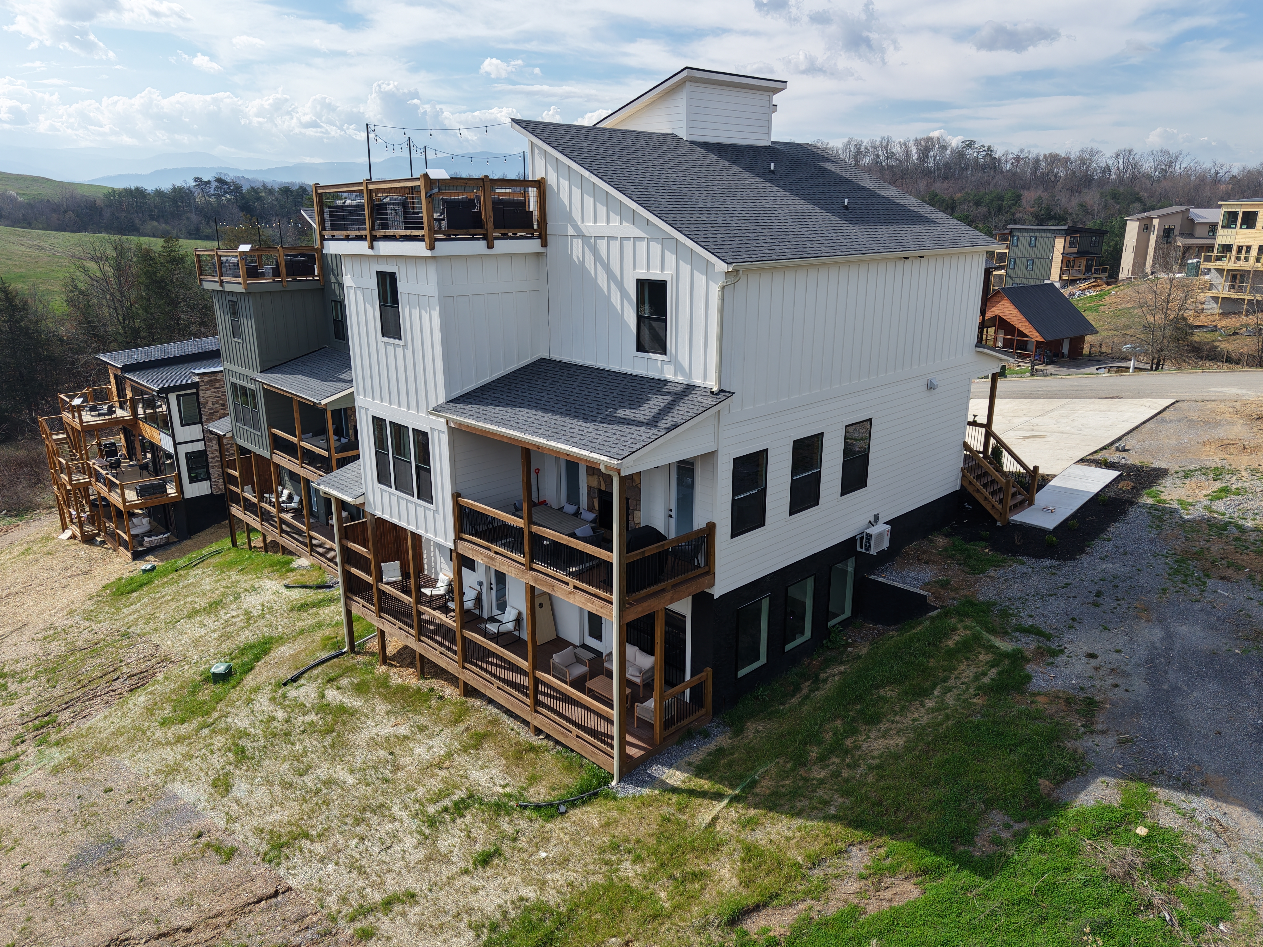 Wears Valley Mountain Home — Cabins and Homes by Donnie Allen